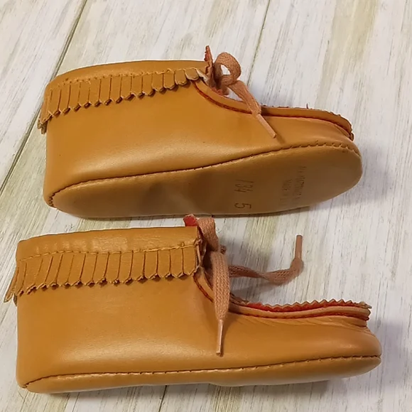 Minnetonka Bootie Moccasins Toddler Size 5 - Picture 3 of 7